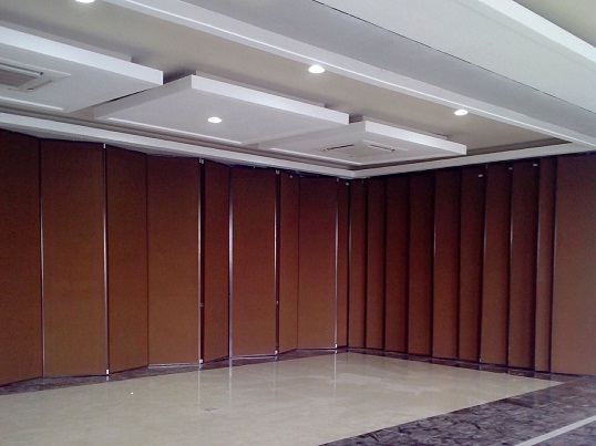 tempat jual pintu lipat partisi geser